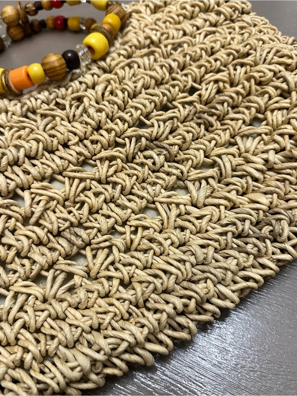 Vintage Straw Woven Tote Bag Beaded Wooden Handles Beach Summer Vacation Purse